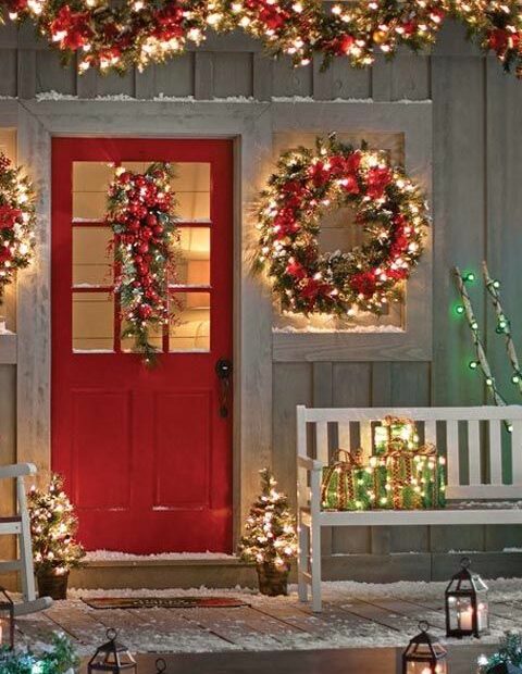 55 Best Outdoor Christmas Decorations - Christmas Yard Decorating Ideas