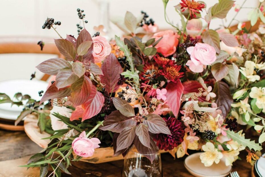 33 Fall Wedding Centerpieces: Rustic, Elegant & More