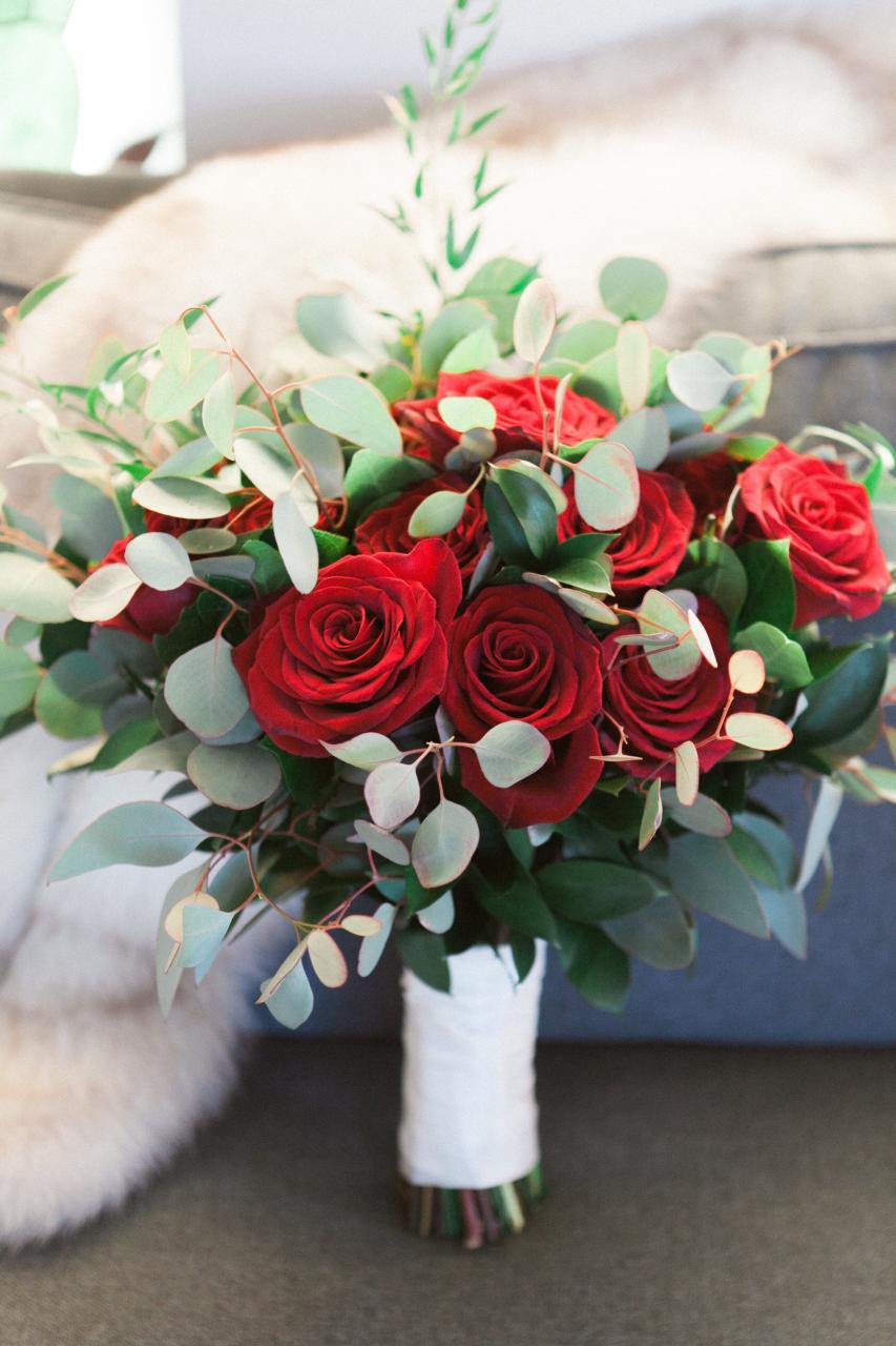 Gorgeous Bridal Bouquet With Red Roses And Eucalyptus. Contact Marion At  Bayview Florist Wedding Studio… | Bouquet Mariée Rose, Bouquet De Roses,  Bouquet De Mariage