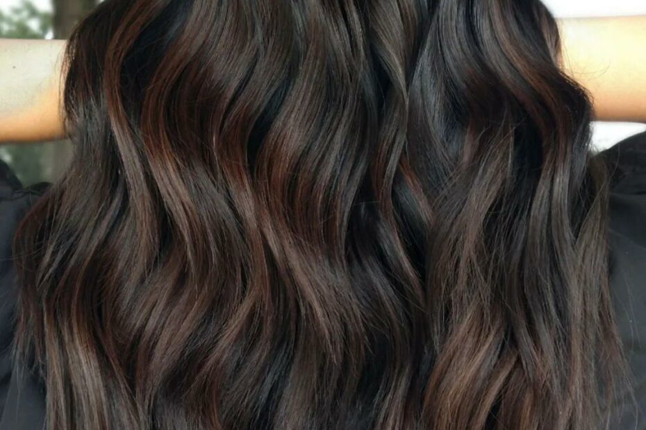 50 Dark Brown Hair With Highlights Ideas For 2023 - Hair Adviser