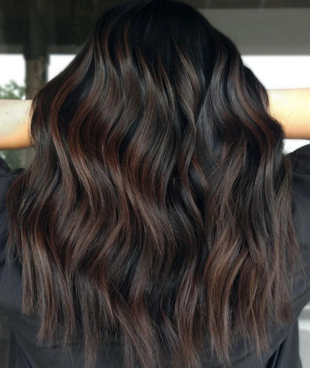 50 Dark Brown Hair With Highlights Ideas For 2023 - Hair Adviser