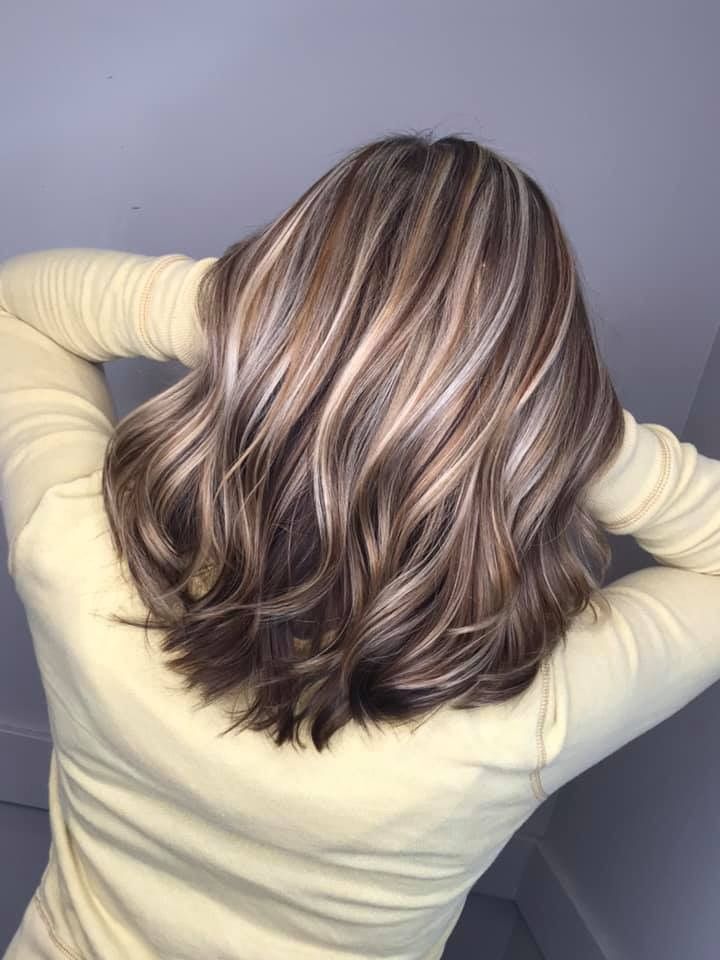 Chocolate Brown Lowlights And Blonde Highlights With Tints Of Strawberry  Blonde | Shortish Hair, Brown Hair With Blonde Highlights, Gray Hair  Highlights