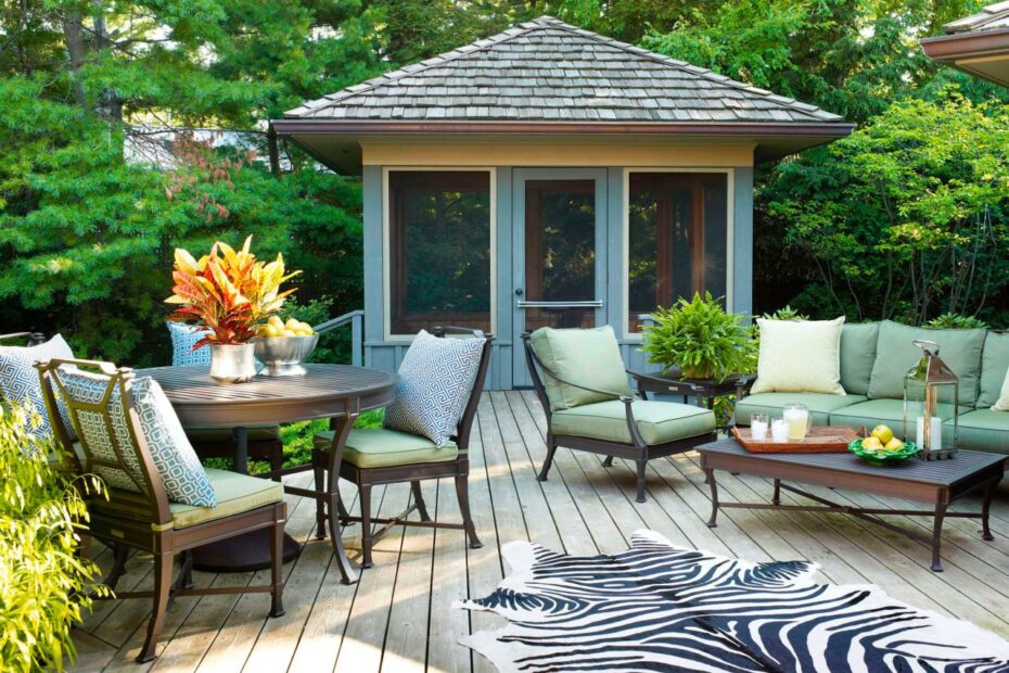 30 Ideas To Dress Up Your Deck | Midwest Living