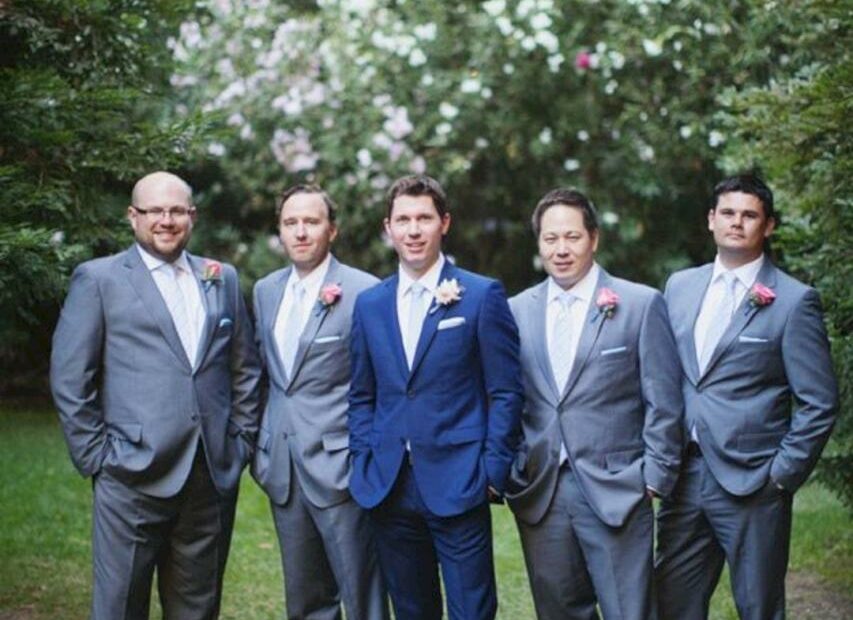 5+ Brilliant Grey Groomsmen For Beautiful Wedding Ideas | Trajes Padrinho  De Casamento, Noivo E Padrinhos, Ternos Para Casamento Noivo