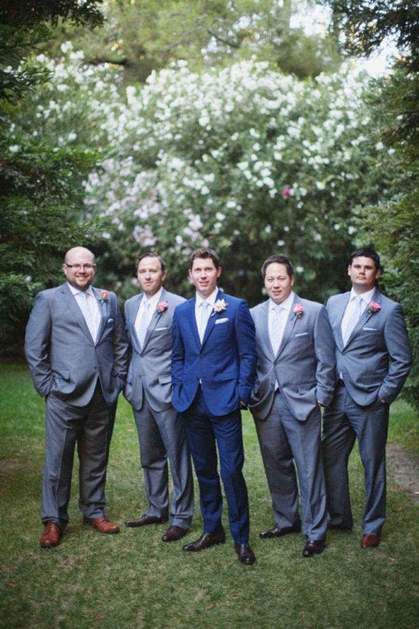5+ Brilliant Grey Groomsmen For Beautiful Wedding Ideas | Trajes Padrinho  De Casamento, Noivo E Padrinhos, Ternos Para Casamento Noivo