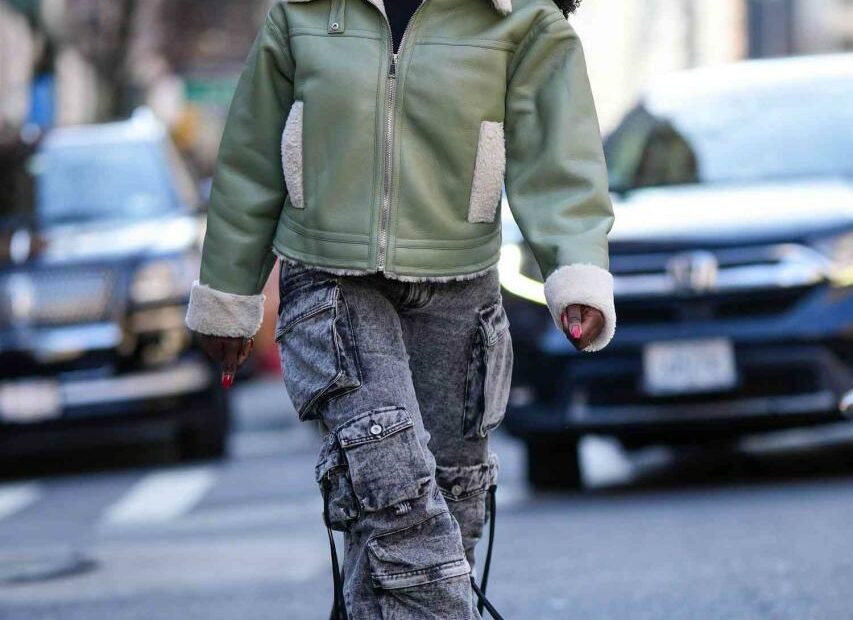 18 Cargo Pants Outfit Ideas To Wear For 2023