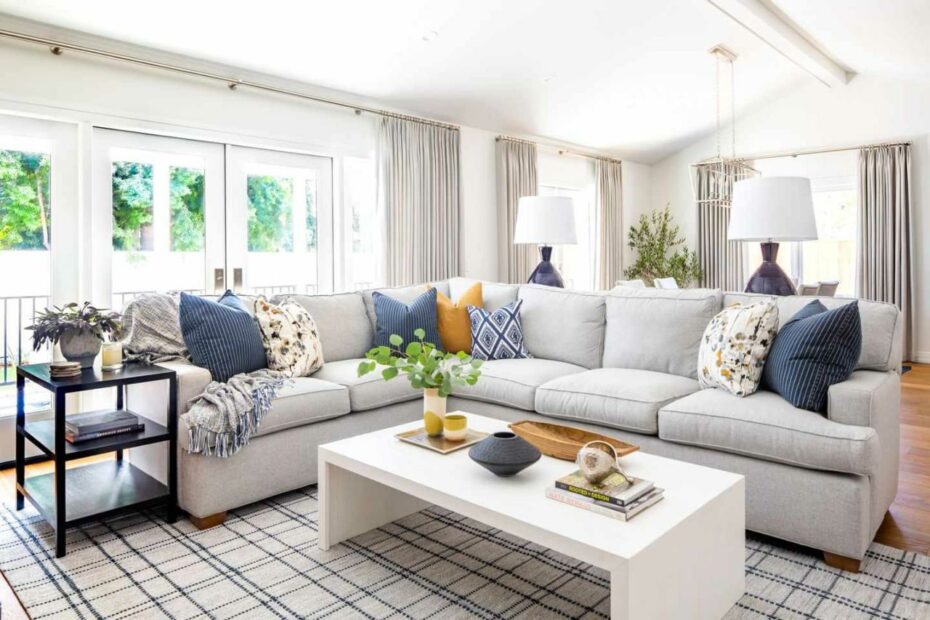 22 Sectional Living Room Ideas That Will Inspire You