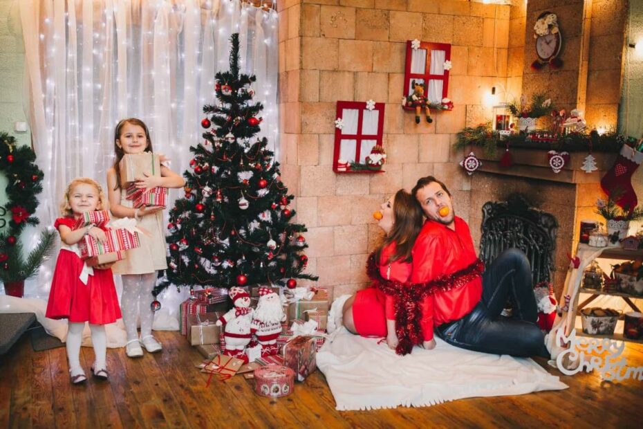 35 Christmas Photo Ideas: Keep The Memories Forever