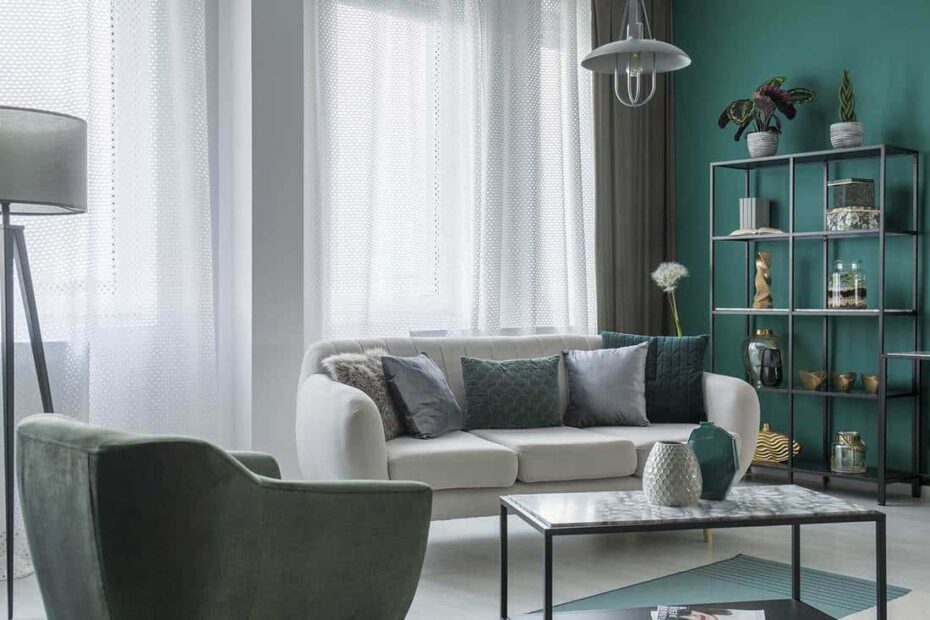 What Curtains Go With Green Walls?