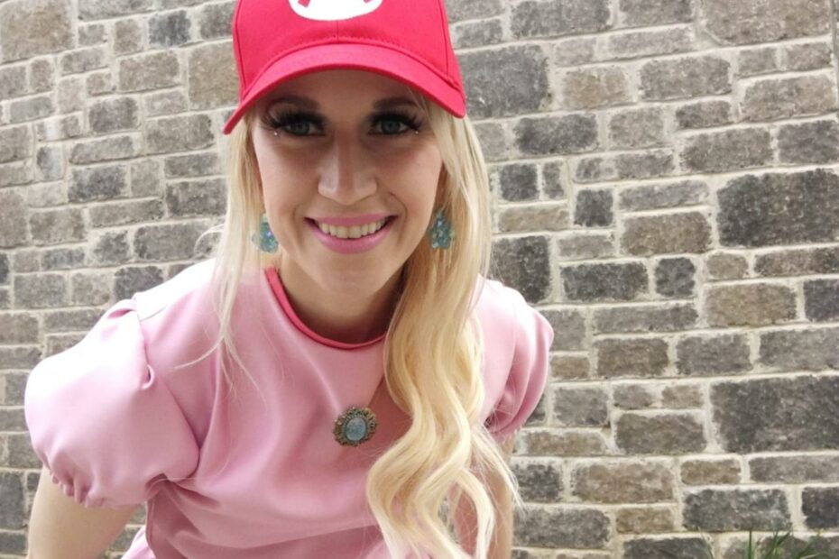 Diy Princess Peach Super Mario Costume (Video Tutorial) - Bright Shadows