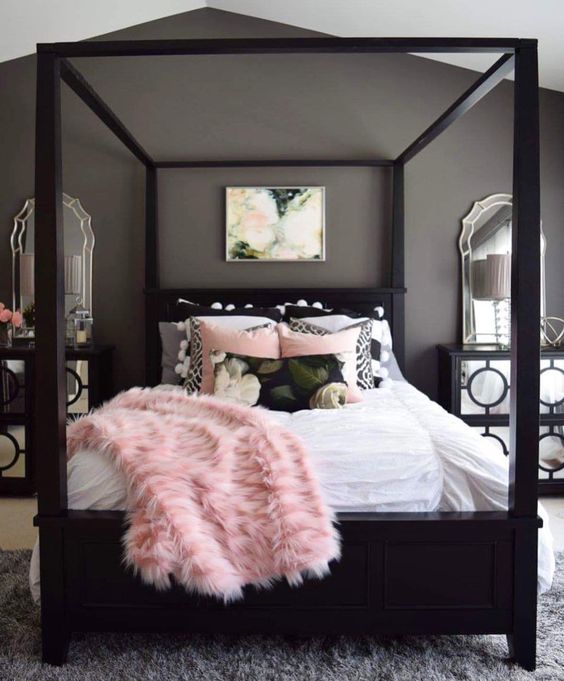 25 Refined Pink And Black Bedroom Decor Ideas - Digsdigs