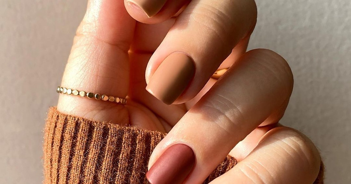 Brown Nail Polish Is Winter'S Hottest Manicure Color & We'Re Obsessed