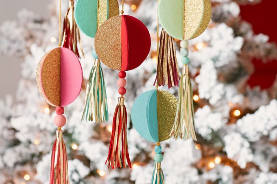 63 Homemade Christmas Ornaments To Give Your Tree Tons Of Character