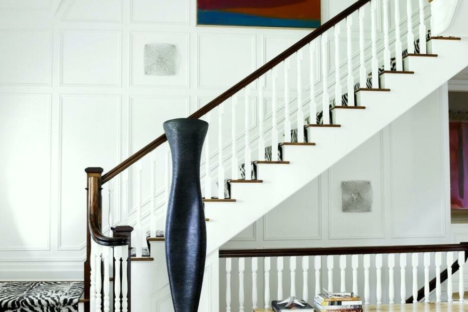 27 Stylish Staircase Decorating Ideas - How To Decorate Stairways