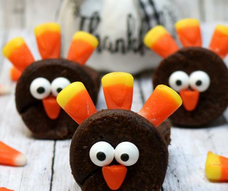 Turkey Brownies – Best Edible Turkey Crafts – {Easy} Thanksgiving Desserts  – Treats – Party Food – Desserts – Snacks