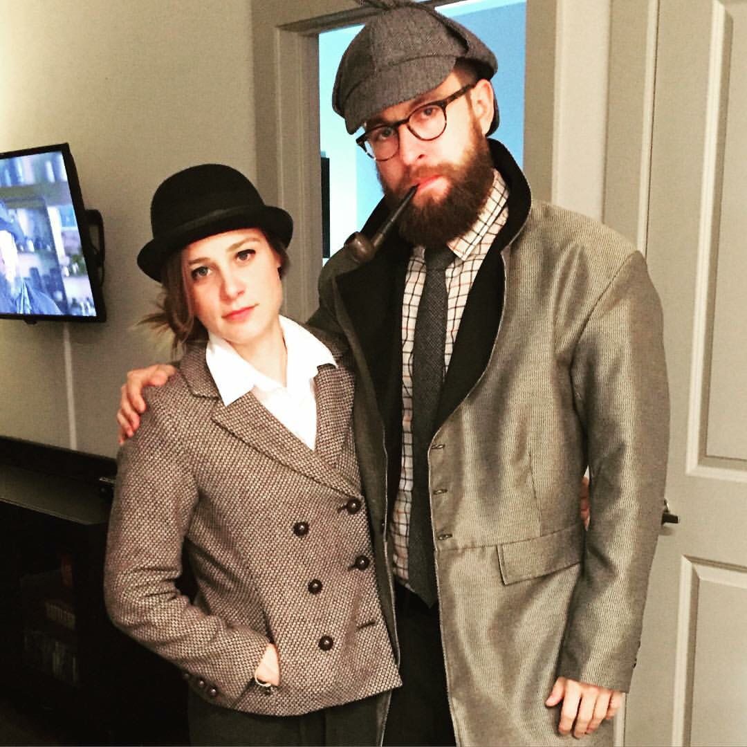 Sherlock Holmes And Dr. Watson Couples Costume! | Couples Costumes, Sherlock  Holmes Costume, Popular Costumes