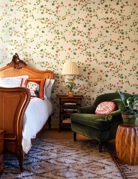 35 Inspiring Bedroom Wallpaper Ideas - Bedroom Wallpaper