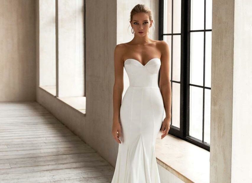 The 14 Wedding Dress Hacks That Make You Look Skinny On Your Wedding Day |  Sheer Ever After