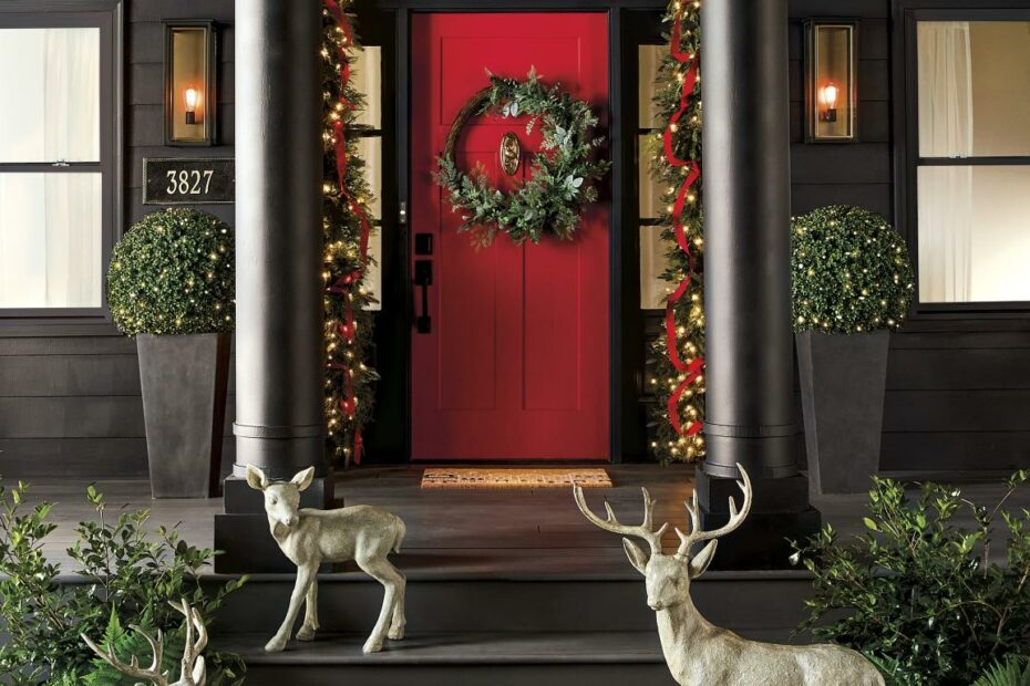 35+ Spectacular Outdoor Christmas Decor | Best Holiday Home Decor