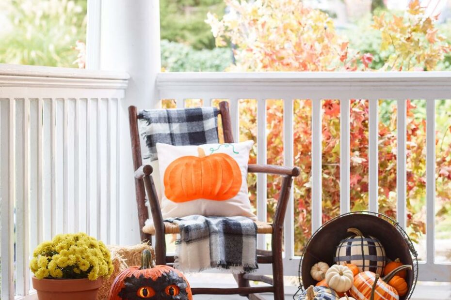 40 Best Fall Porch Decor Ideas, Including Modern & Rustic Designs