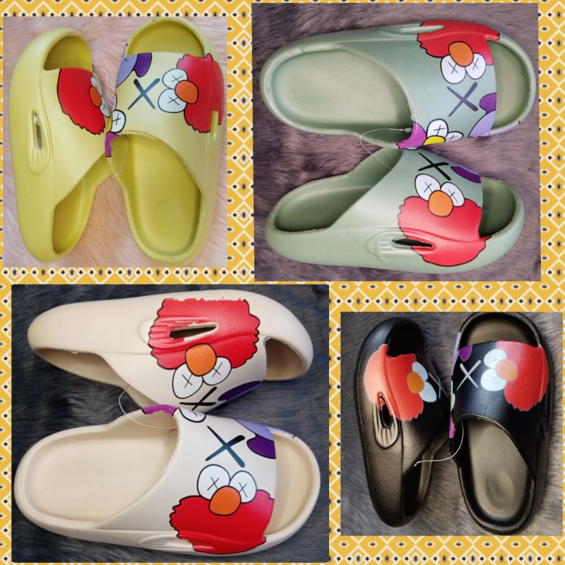 Size 24-29 Yeezy Slides / Slippers Kaws X Elmo For Kids Unisex | Shopee  Philippines