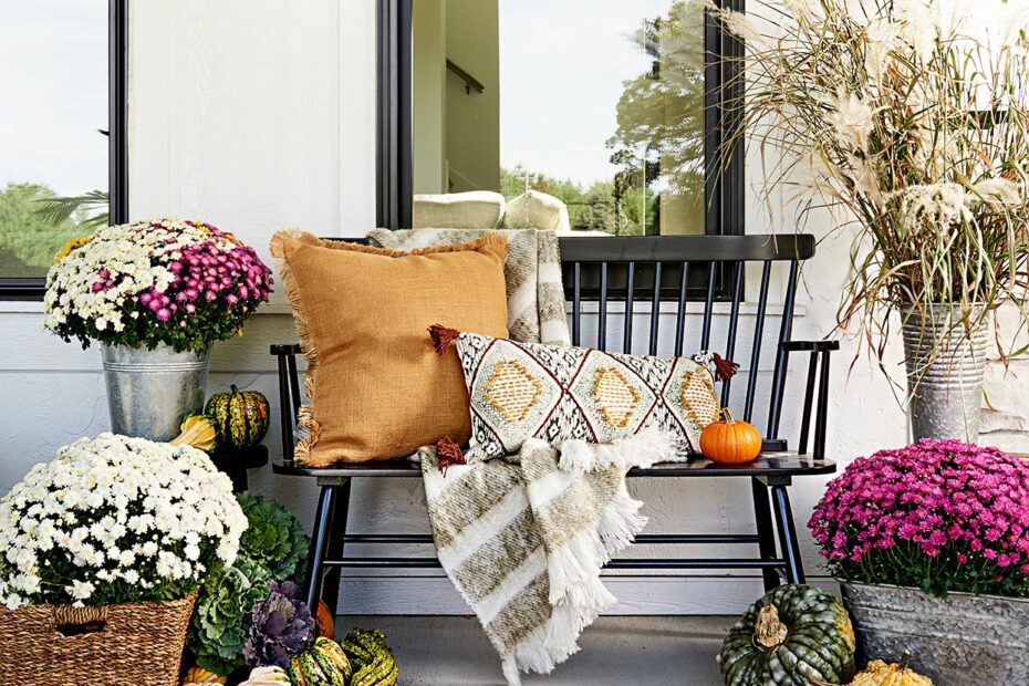 22 Festive Fall Porch Ideas You'Ll Want To Copy Asap