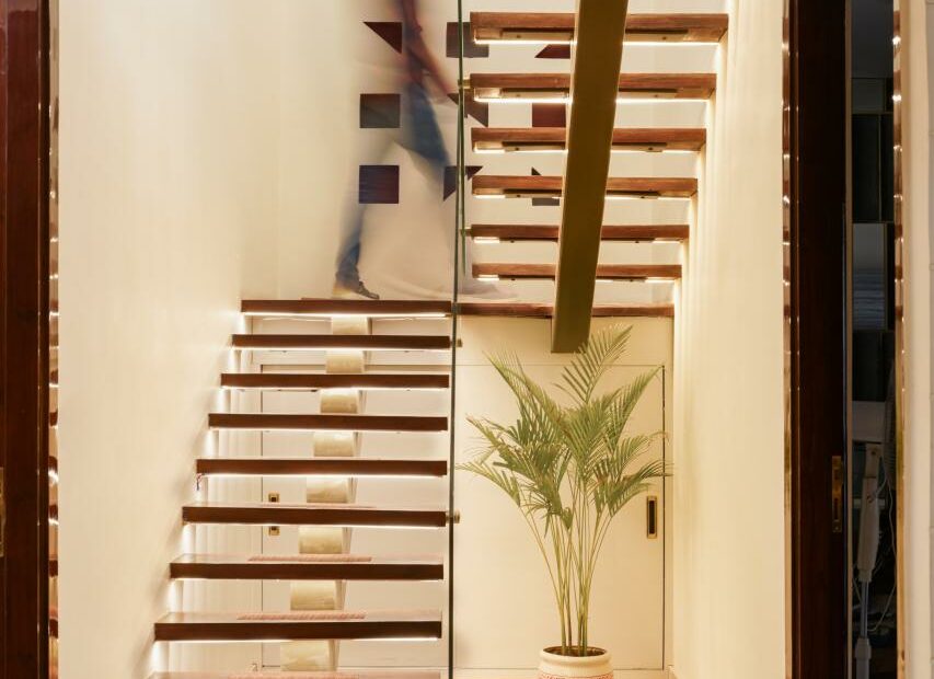 Staircase Design Ideas, Inspiration & Images - May 2023 | Houzz In