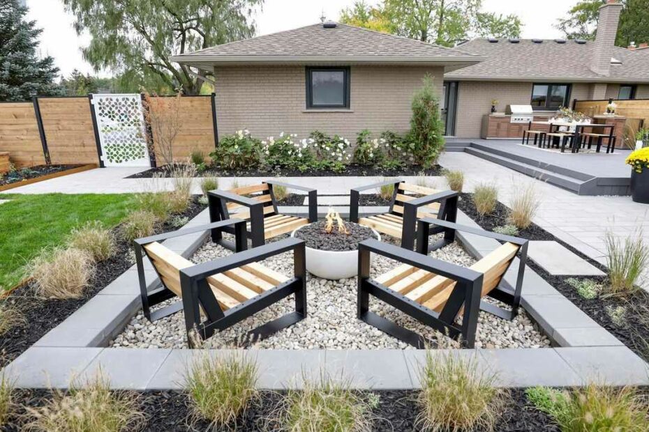 23 Fire Pit Seating Ideas Perfect For Socializing