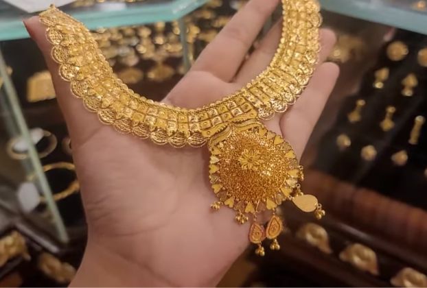 10 Latest Gold Necklace Design Images For Wedding - M-Womenstyle