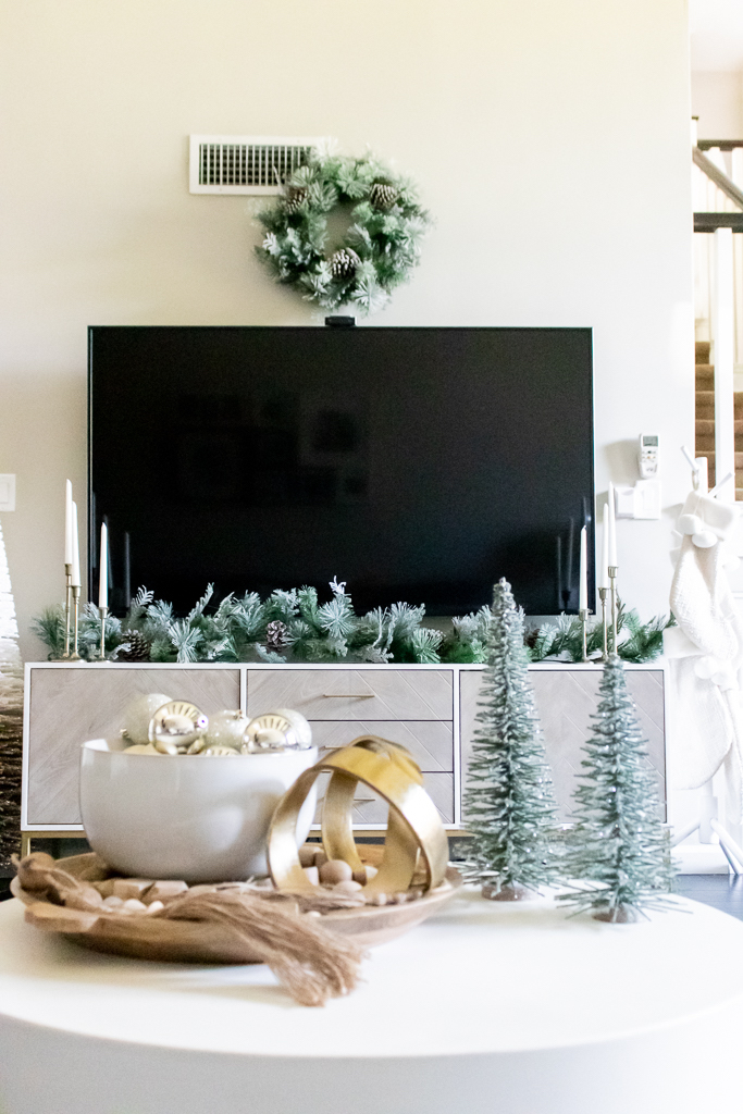 How To Decorate Your Living Room For Christmas (When You Don'T Have A  Fireplace) - Life With Mar