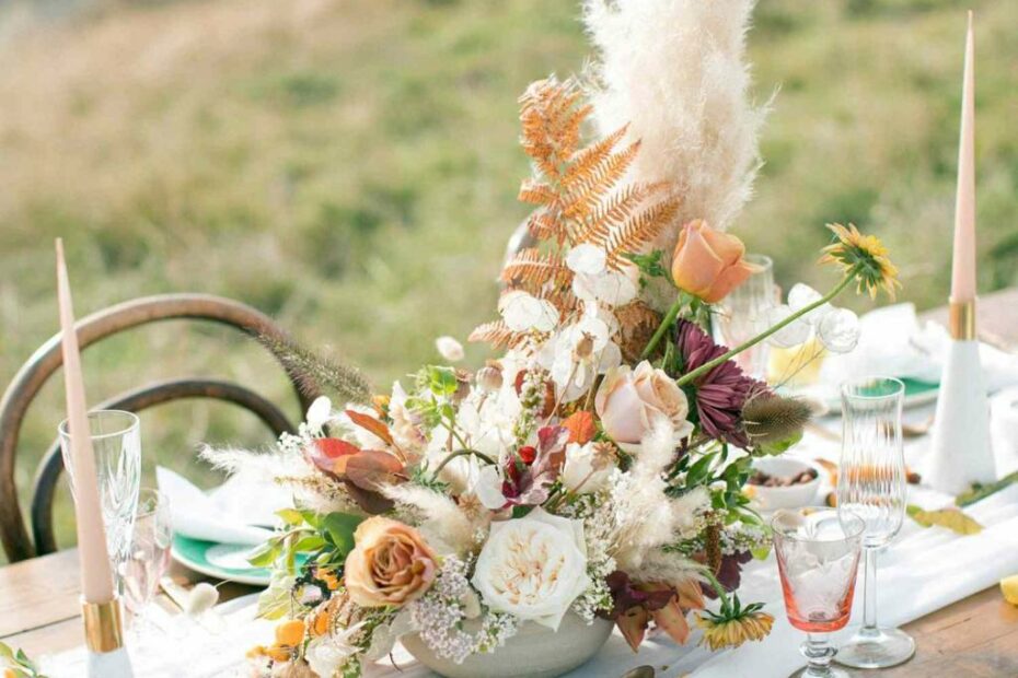 Trending Now: Pampas Grass Wedding Ideas