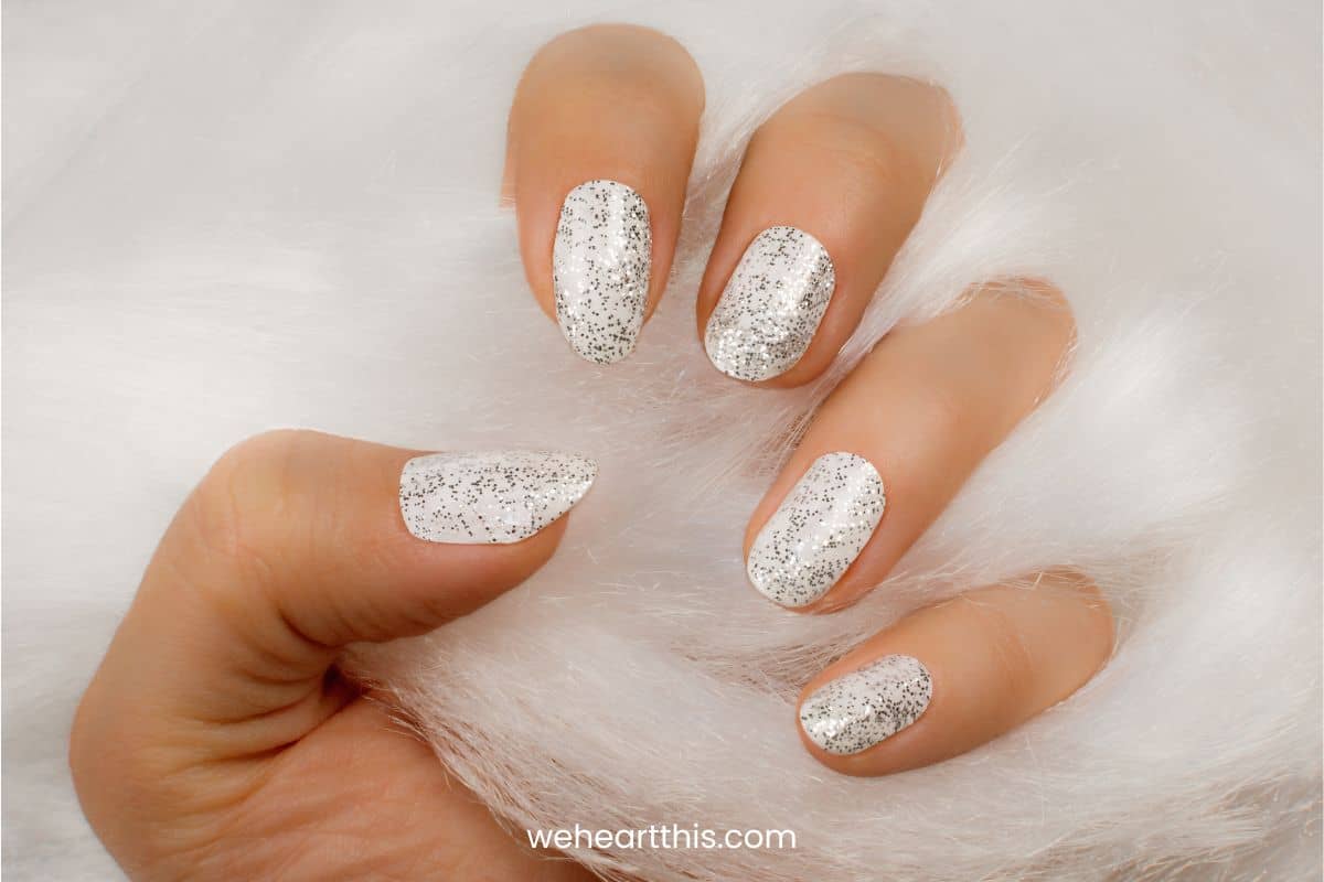 55 Stunning Ideas For White Glitter Nails