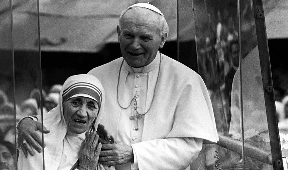 Profile: 'Living Saint' Mother Teresa - Bbc News