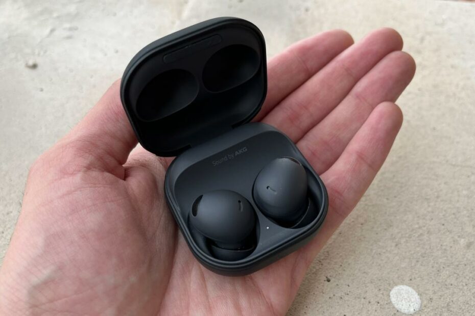 Samsung Galaxy Buds 2 Pro Review: Are These $229 Earbuds Worth It? | Cnn  Underscored