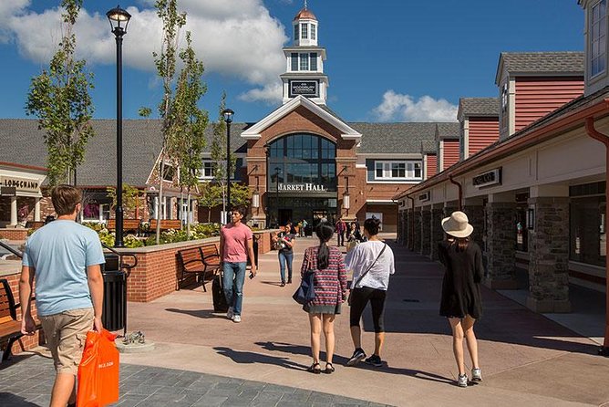 Woodbury Common Premium Outlets Shopping Tour From Manhattan 2023 - New  York City