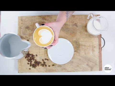 Latte art: cappuccino-hartje maken – #recept​ – #Allerhande